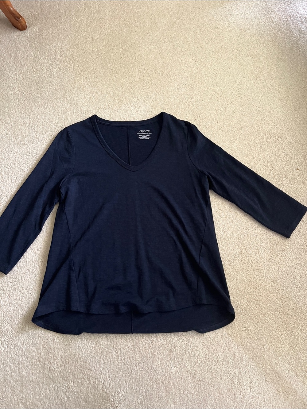 Chico's Dark Navy V-Neck Three-Quarter Sleeve Top